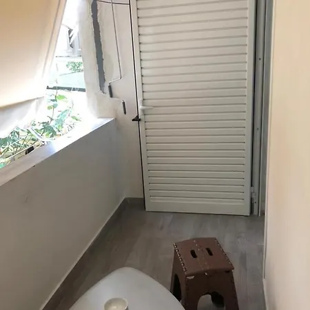 Sandri Apartment Himare